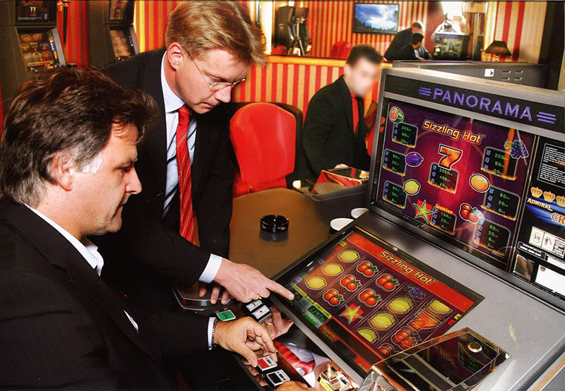 Casino Deluxe