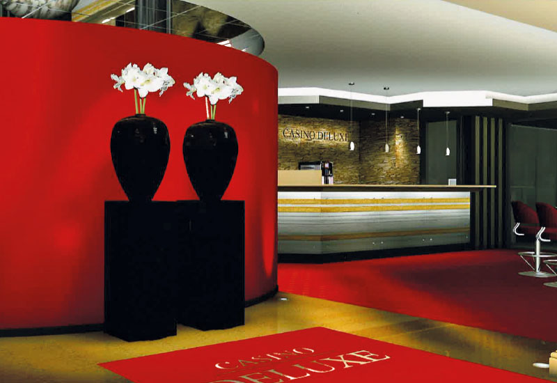 Casino Deluxe
